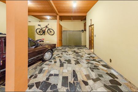 Casa à venda com 560m², 4 quartos e 3 vagasGaragem