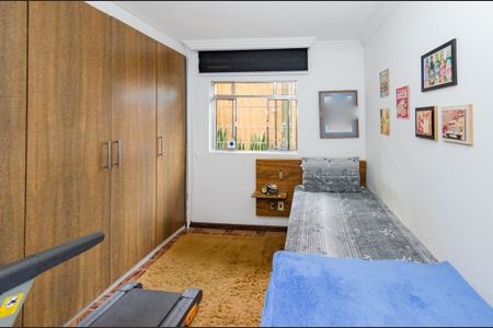 Casa à venda com 560m², 4 quartos e 3 vagasQuarto 2