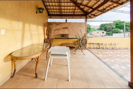 Casa à venda com 560m², 4 quartos e 3 vagasTerraço