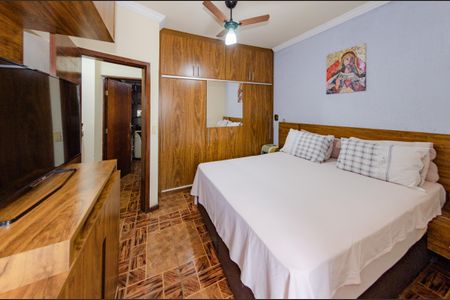 Casa à venda com 560m², 4 quartos e 3 vagasSuíte 2