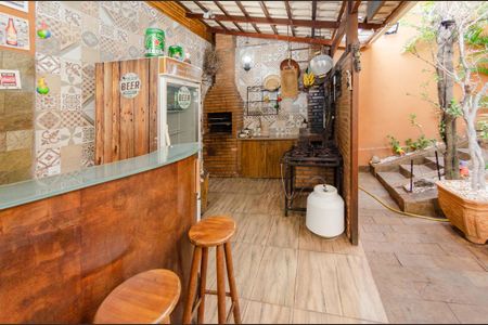 Casa à venda com 560m², 4 quartos e 3 vagasÁrea churrasqueira