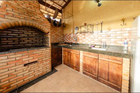 Casa à venda com 560m², 4 quartos e 3 vagasTerraço