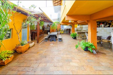 Casa à venda com 560m², 4 quartos e 3 vagasÁrea externa