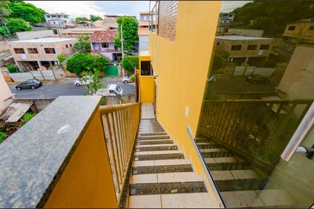 Casa à venda com 560m², 4 quartos e 3 vagasEscada terraço