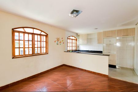Casa para alugar com 3 quartos, 55m² em Jardim Munhoz, Guarulhos