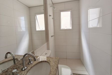 Apartamento à venda com 85m², 3 quartos e 2 vagasBanheiro Social