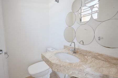 Apartamento para alugar com 135m², 2 quartos e 2 vagas Apartamento para alugar com 135m², 2 quartos e 2 vagasBanheiro 2