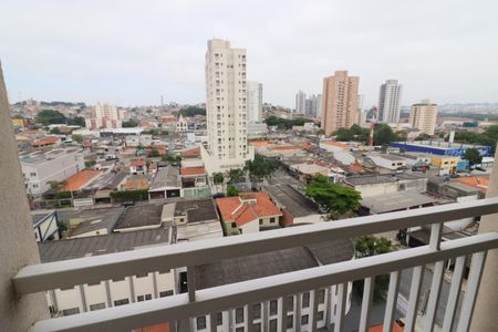 Sala de apartamento para alugar com 2 quartos, 75m² em Km 18, Osasco