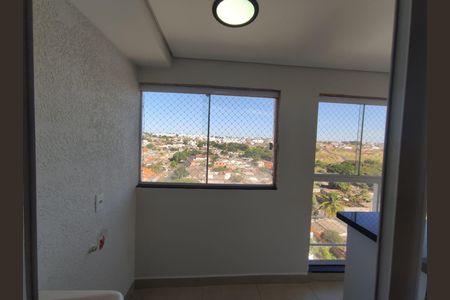 Apartamento para alugar com 2 quartos, 65m² em Aclimação, Uberlândia