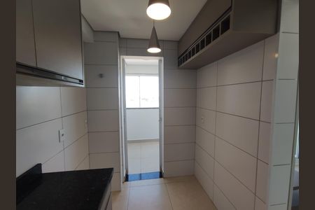 Apartamento para alugar com 2 quartos, 65m² em Aclimação, Uberlândia