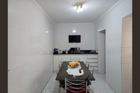 Casa à venda com 140m², 2 quartos e 1 vagaCozinha 