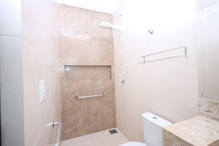 Casa para alugar com 156m², 3 quartos e 2 vagasBanheiro do Quarto 2