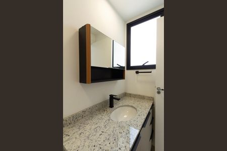 Apartamento para alugar com 70m², 2 quartos e 1 vaga Apartamento para alugar com 70m², 2 quartos e 1 vagaBanheiro Suíte