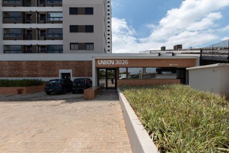 Apartamento para alugar com 70m², 2 quartos e 1 vaga Apartamento para alugar com 70m², 2 quartos e 1 vagaFachada