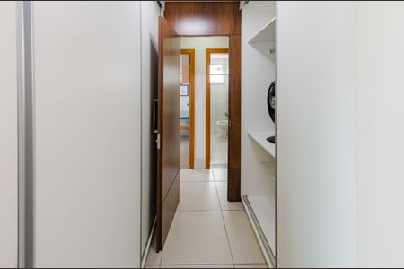 Apartamento para alugar com 220m², 3 quartos e 3 vagas Apartamento para alugar com 220m², 3 quartos e 3 vagasCloset suíte