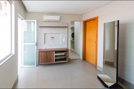 Apartamento para alugar com 220m², 3 quartos e 3 vagas Apartamento para alugar com 220m², 3 quartos e 3 vagasSuíte