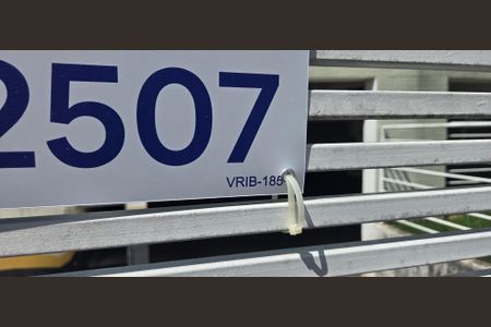 Apartamento para alugar com 220m², 3 quartos e 3 vagas Apartamento para alugar com 220m², 3 quartos e 3 vagasPlaquinha instalada