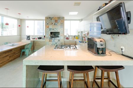 Apartamento para alugar com 220m², 3 quartos e 3 vagas Apartamento para alugar com 220m², 3 quartos e 3 vagasCozinha