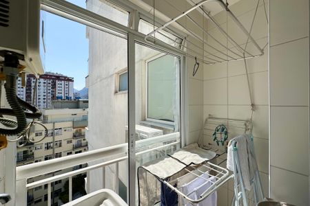 Apartamento à venda com 94m², 2 quartos e 1 vaga