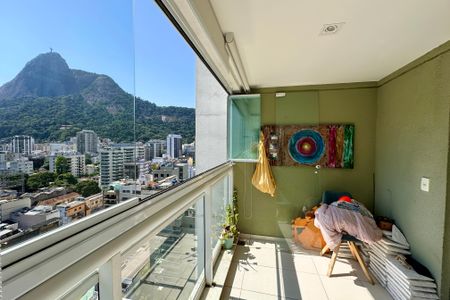 Apartamento à venda com 94m², 2 quartos e 1 vaga