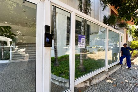 Apartamento à venda com 94m², 2 quartos e 1 vaga