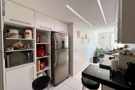 Apartamento à venda com 94m², 2 quartos e 1 vaga