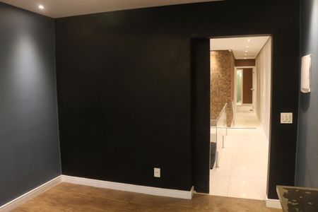 Casa à venda com 299m², 4 quartos e 4 vagasQuarto