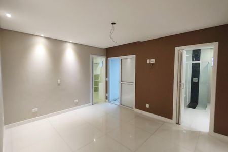 Casa à venda com 299m², 4 quartos e 4 vagasSuíte 1