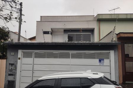 Casa à venda com 299m², 4 quartos e 4 vagasFachada