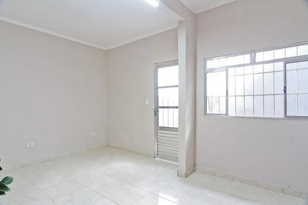 Sala de casa para alugar com 3 quartos, 90m² em São Domingos, São Paulo