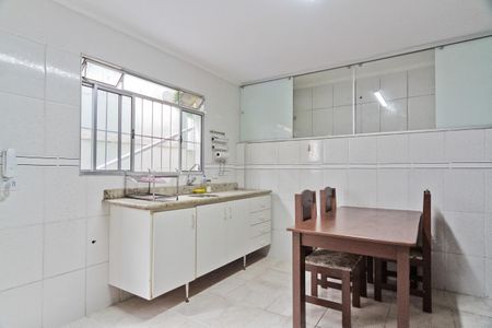 Casa para alugar com 90m², 3 quartos e 1 vaga Casa para alugar com 90m², 3 quartos e 1 vagaCozinha