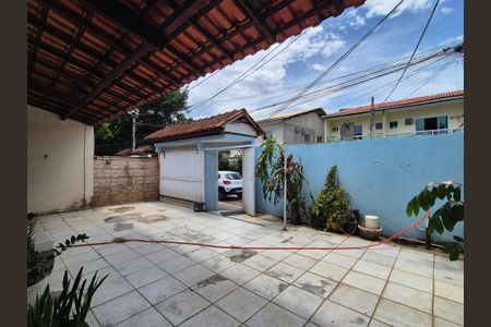 Casa à venda com 180m², 3 quartos e 3 vagasÁrea externa 