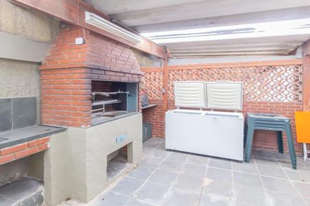 Apartamento à venda com 61m², 2 quartos e 1 vaga Apartamento à venda com 61m², 2 quartos e 1 vagaÁrea comum - Churrasqueira