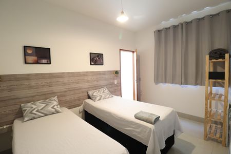 Quarto 1 - Suíte de casa para alugar com 2 quartos, 100m² em Alto Umuarama, Uberlândia