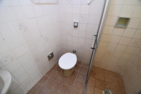 Apartamento à venda com 68m², 2 quartos e sem vagaBanheiro
