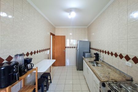 Apartamento para alugar com 83m², 2 quartos e 1 vagaCozinha 
