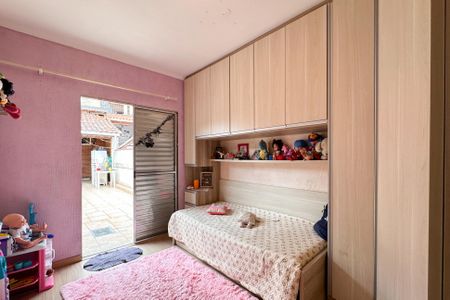 Casa à venda com 180m², 3 quartos e 1 vagaQuarto 2