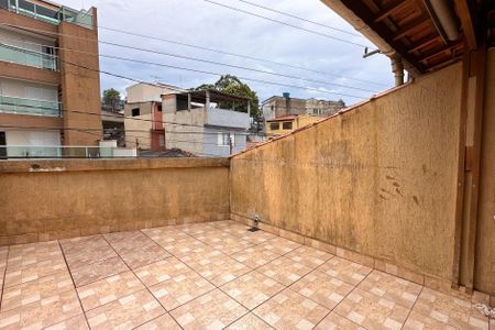 Sacada de casa à venda com 3 quartos, 180m² em Baeta Neves, São Bernardo do Campo
