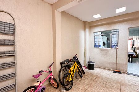 Casa à venda com 180m², 3 quartos e 1 vagaVaranda de Serviço 