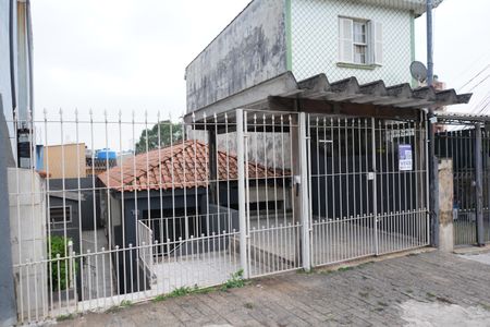 Casa à venda com 132m², 2 quartos e 1 vagaFachada