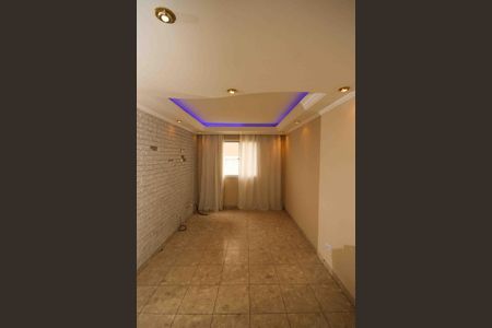 Sala de apartamento para alugar com 2 quartos, 71m² em Vila Fatima, São Paulo