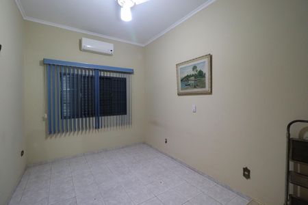 Casa para alugar com 163m², 3 quartos e 2 vagasQuarto 1