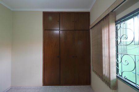 Casa para alugar com 163m², 3 quartos e 2 vagasQuarto 2