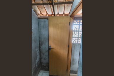 Casa à venda com 622m², 1 quarto e 12 vagasBanheiro de serviço