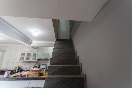 Casa à venda com 622m², 1 quarto e 12 vagasEscada de Acesso a Suíte