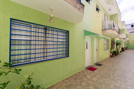 Casa de condomínio à venda com 54m², 2 quartos e 1 vaga Casa de condomínio à venda com 54m², 2 quartos e 1 vagaEntrada