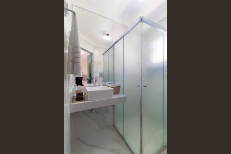 Casa de condomínio à venda com 54m², 2 quartos e 1 vaga Casa de condomínio à venda com 54m², 2 quartos e 1 vagaBanheiro da Suíte 1