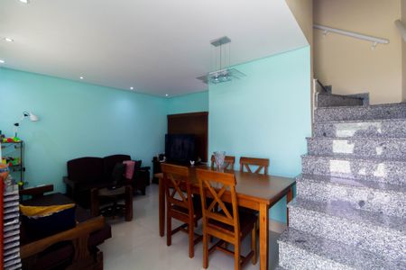 Sala de casa de condomínio à venda com 2 quartos, 54m² em Jardim Colorado, São Paulo