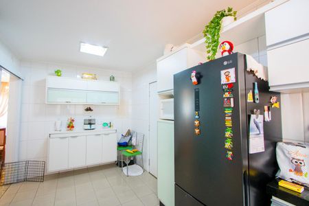 Apartamento à venda com 127m², 4 quartos e 2 vagasCozinha