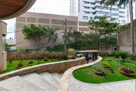 Apartamento para alugar com 240m², 4 quartos e 3 vagasEntrada